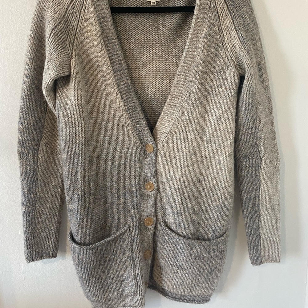 Wilfred Aritzia Cardigan